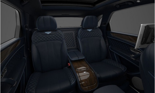 Used 2017 Bentley Bentayga W12 for sale Sold at Maserati of Greenwich in Greenwich CT 06830 8