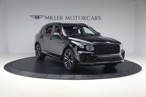 Used 2022 Bentley Bentayga V8 for sale $137,900 at Maserati of Greenwich in Greenwich CT 06830 11