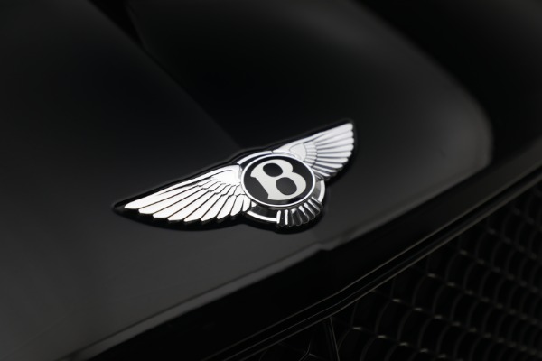 Used 2022 Bentley Bentayga V8 for sale $137,900 at Maserati of Greenwich in Greenwich CT 06830 13