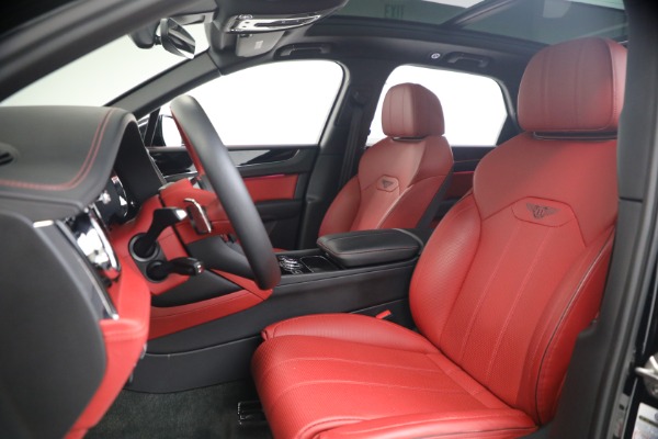 Used 2022 Bentley Bentayga V8 for sale $137,900 at Maserati of Greenwich in Greenwich CT 06830 21