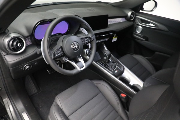 Used 2024 Alfa Romeo Tonale Hybrid Veloce for sale $26,900 at Maserati of Greenwich in Greenwich CT 06830 27
