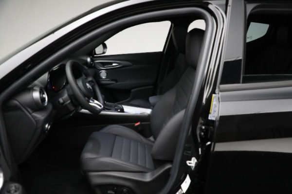 Used 2024 Alfa Romeo Tonale Ti for sale $30,900 at Maserati of Greenwich in Greenwich CT 06830 24