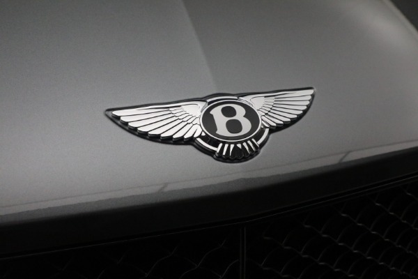 Used 2023 Bentley Bentayga Azure Hybrid for sale $159,900 at Maserati of Greenwich in Greenwich CT 06830 17