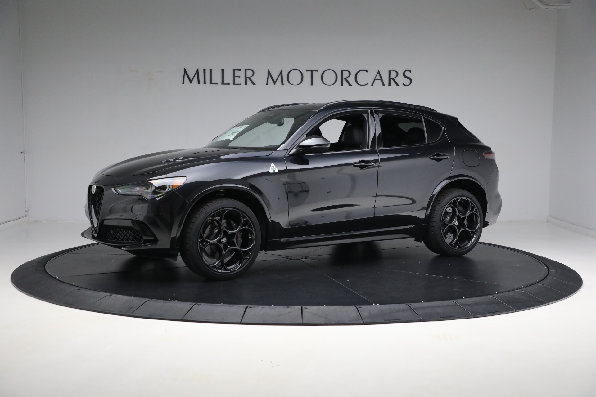 New 2024 Alfa Romeo Stelvio Quadrifoglio for sale $76,900 at Maserati of Greenwich in Greenwich CT 06830 1