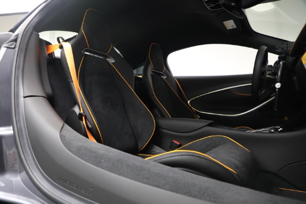 New 2025 McLaren Artura Vision for sale $292,398 at Maserati of Greenwich in Greenwich CT 06830 25