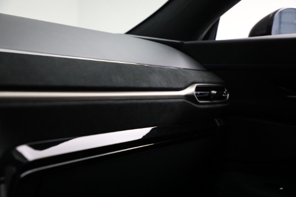 Used 2025 Aston Martin Vantage for sale $196,900 at Maserati of Greenwich in Greenwich CT 06830 25