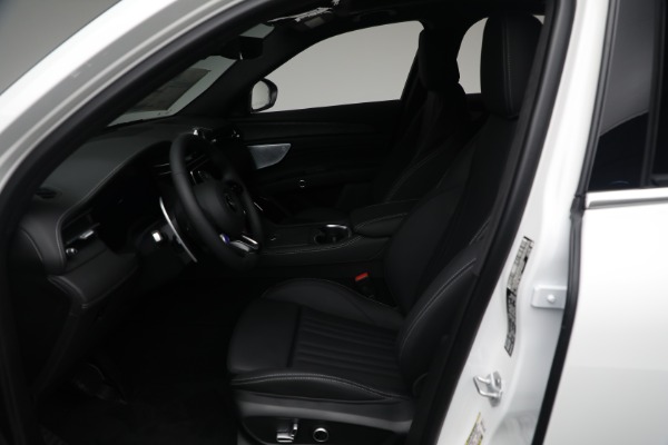 New 2025 Maserati Grecale for sale $71,901 at Maserati of Greenwich in Greenwich CT 06830 13