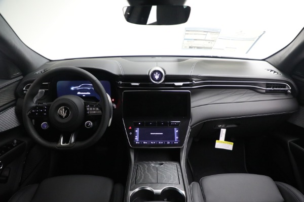 New 2025 Maserati Grecale for sale $71,901 at Maserati of Greenwich in Greenwich CT 06830 22