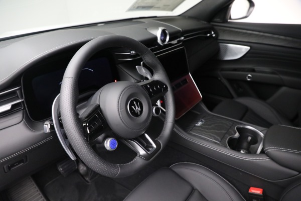 New 2025 Maserati Grecale for sale $71,901 at Maserati of Greenwich in Greenwich CT 06830 23