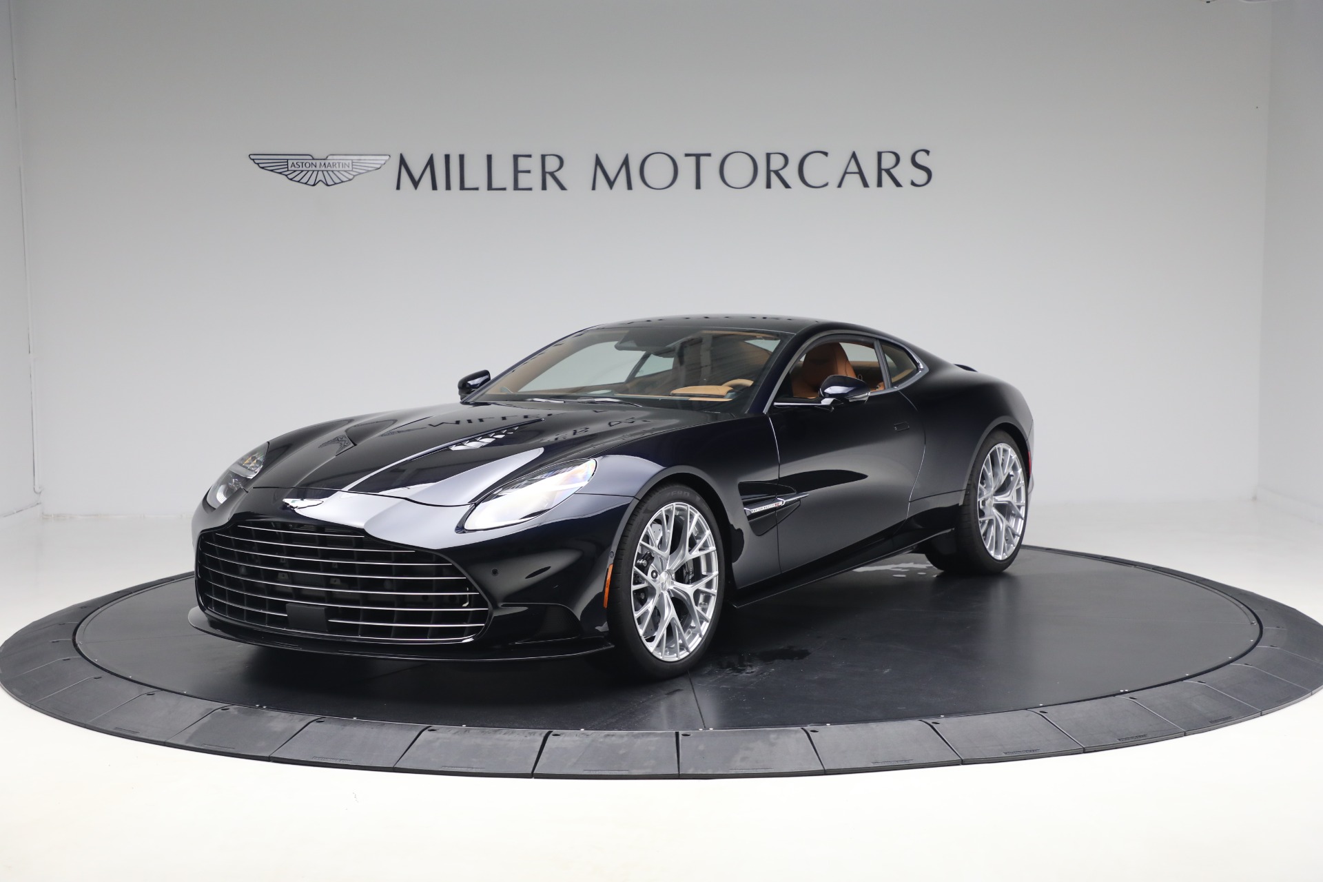 New 2026 Aston Martin Vanquish for sale $498,000 at Maserati of Greenwich in Greenwich CT 06830 1