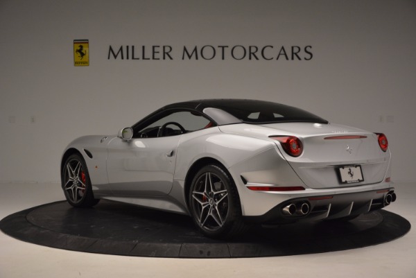 Used 2016 Ferrari California T for sale Sold at Maserati of Greenwich in Greenwich CT 06830 4
