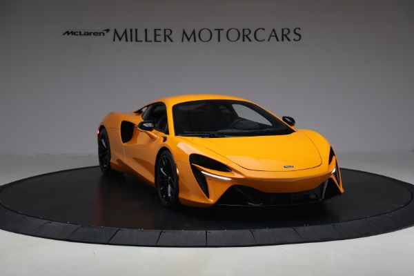 Used 2024 McLaren Artura Performance for sale $192,900 at Maserati of Greenwich in Greenwich CT 06830 11