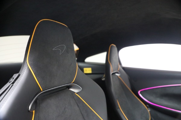 Used 2024 McLaren Artura Performance for sale $192,900 at Maserati of Greenwich in Greenwich CT 06830 27