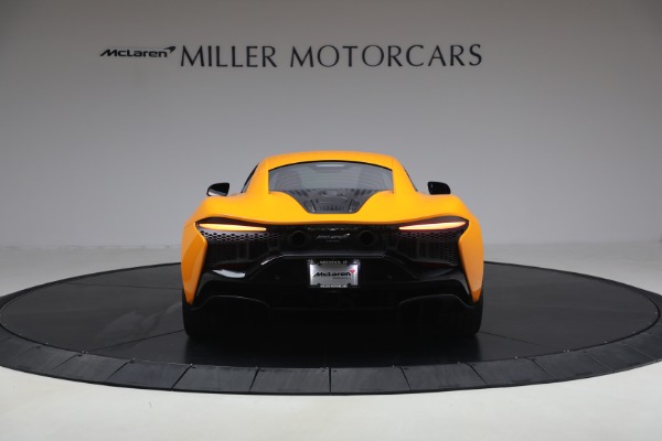 Used 2024 McLaren Artura Performance for sale $192,900 at Maserati of Greenwich in Greenwich CT 06830 6