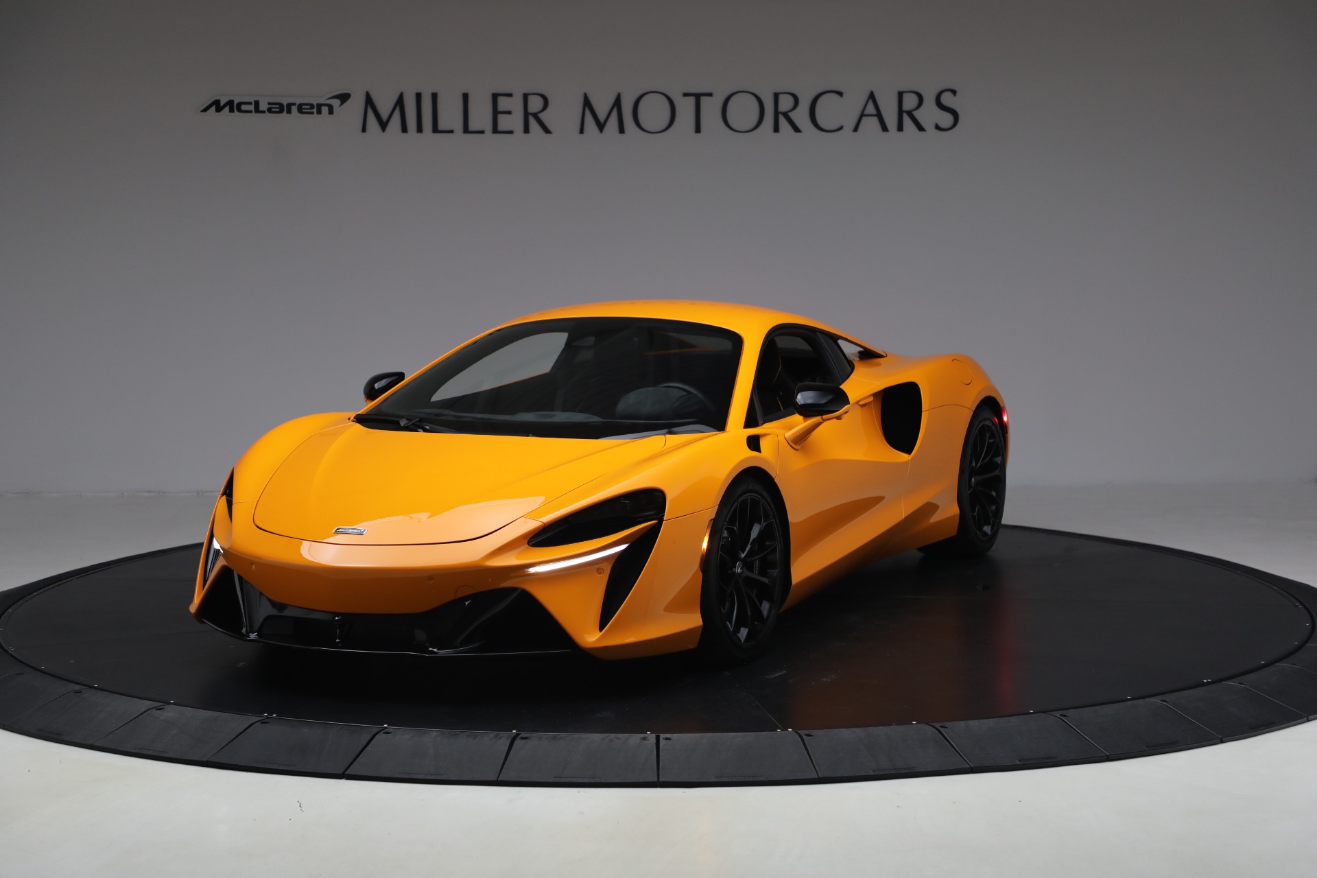 Used 2024 McLaren Artura Performance for sale $192,900 at Maserati of Greenwich in Greenwich CT 06830 1