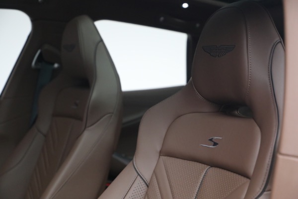 New 2026 Aston Martin DBX S for sale $274,900 at Maserati of Greenwich in Greenwich CT 06830 20