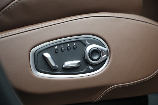 New 2026 Aston Martin DBX S for sale $274,900 at Maserati of Greenwich in Greenwich CT 06830 28