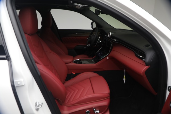 New 2026 Maserati Grecale Modena for sale $99,195 at Maserati of Greenwich in Greenwich CT 06830 14