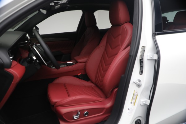 New 2026 Maserati Grecale Modena for sale $99,195 at Maserati of Greenwich in Greenwich CT 06830 15