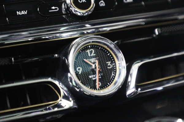Used 2023 Bentley Flying Spur V8 for sale $143,900 at Maserati of Greenwich in Greenwich CT 06830 23