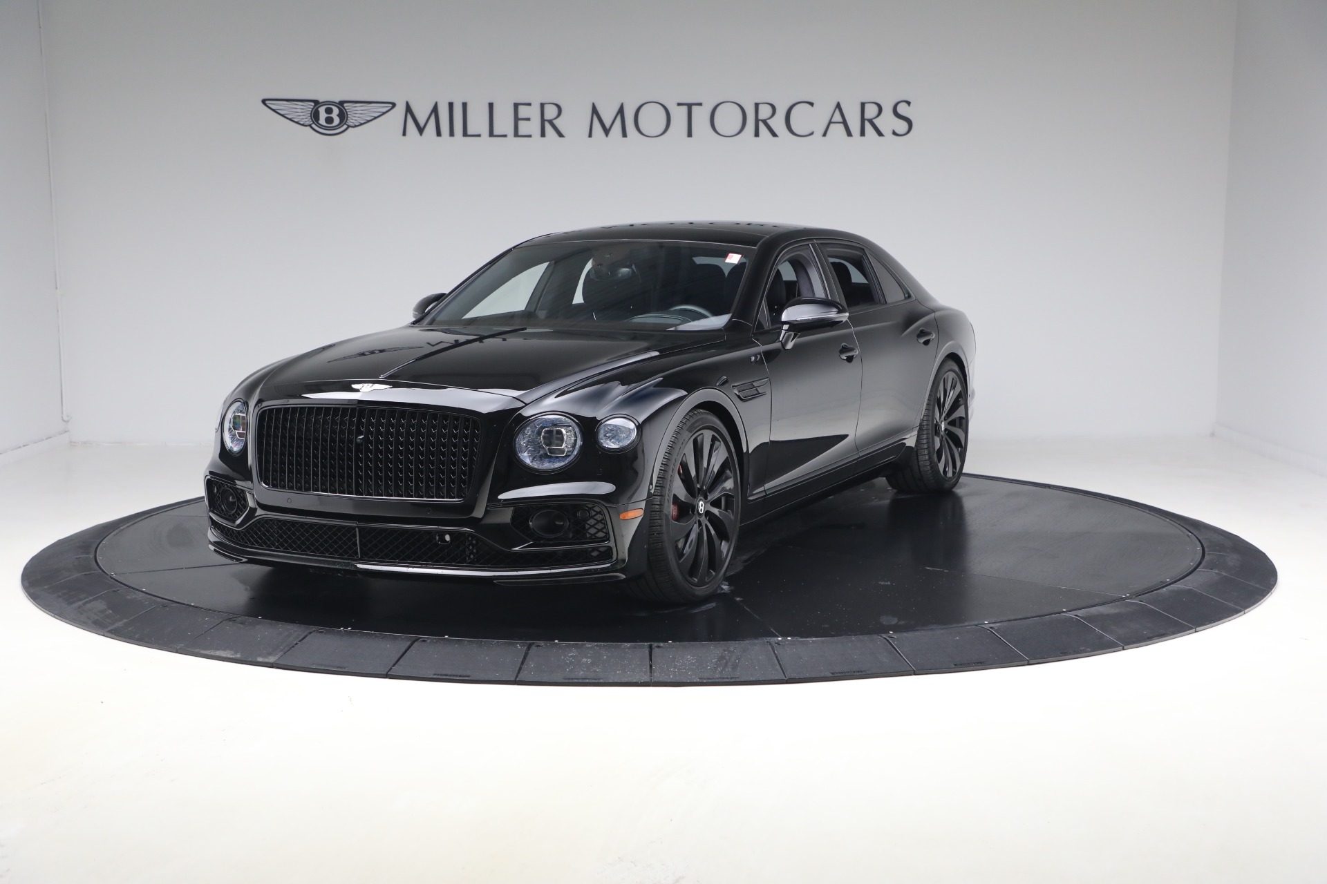Used 2023 Bentley Flying Spur V8 for sale $143,900 at Maserati of Greenwich in Greenwich CT 06830 1