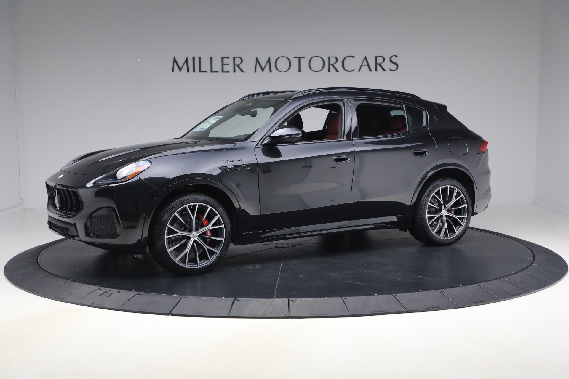 New 2026 Maserati Grecale Modena for sale $98,585 at Maserati of Greenwich in Greenwich CT 06830 1