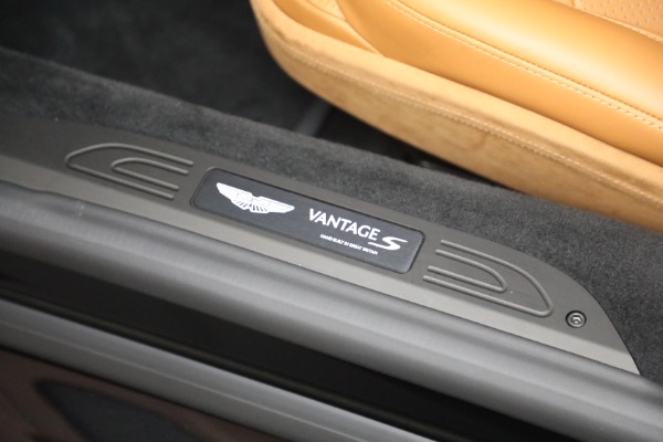 New 2026 Aston Martin Vantage S for sale $249,800 at Maserati of Greenwich in Greenwich CT 06830 19