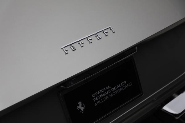 Used 1971 Ferrari 365GTB/4 Daytona for sale $750,000 at Maserati of Greenwich in Greenwich CT 06830 21