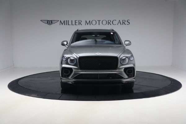 Used 2022 Bentley Bentayga V8 for sale $151,900 at Maserati of Greenwich in Greenwich CT 06830 12