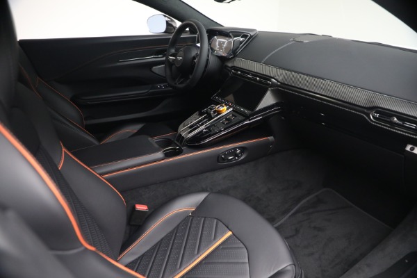 New 2026 Aston Martin Vantage S for sale $251,000 at Maserati of Greenwich in Greenwich CT 06830 18