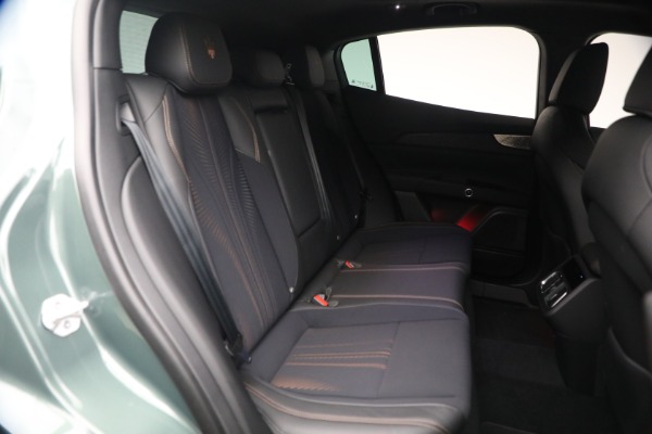 New 2026 Maserati Grecale Modena for sale $97,425 at Maserati of Greenwich in Greenwich CT 06830 17