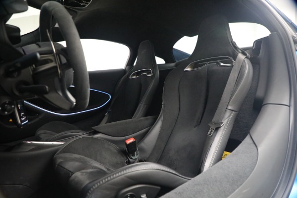 Used 2024 McLaren Artura Performance for sale $182,900 at Maserati of Greenwich in Greenwich CT 06830 16