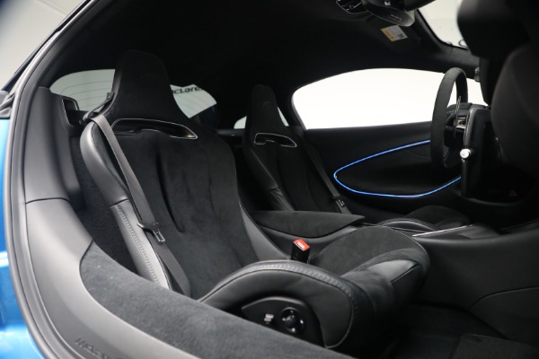 Used 2024 McLaren Artura Performance for sale $182,900 at Maserati of Greenwich in Greenwich CT 06830 20