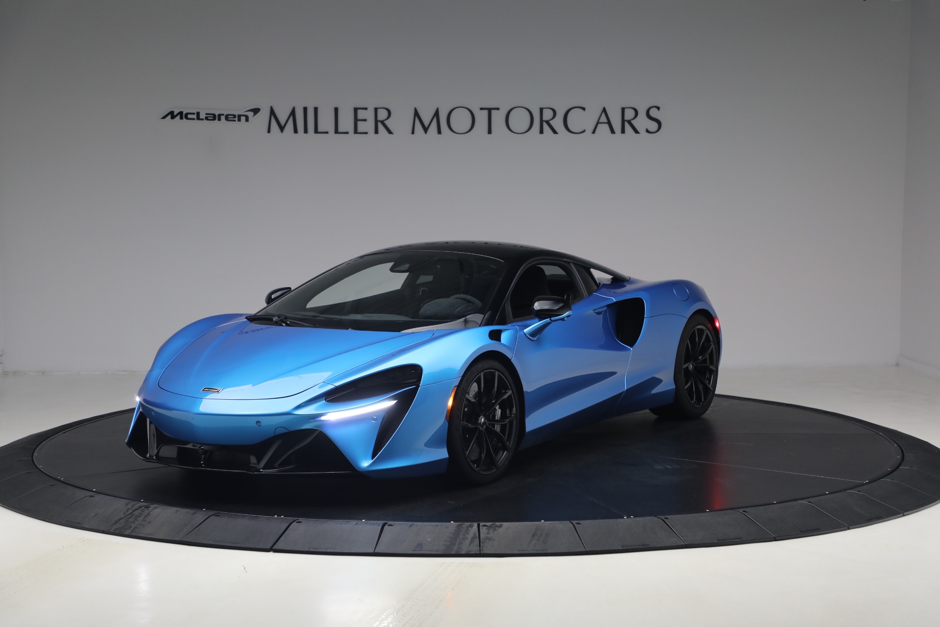 Used 2024 McLaren Artura Performance for sale $182,900 at Maserati of Greenwich in Greenwich CT 06830 1