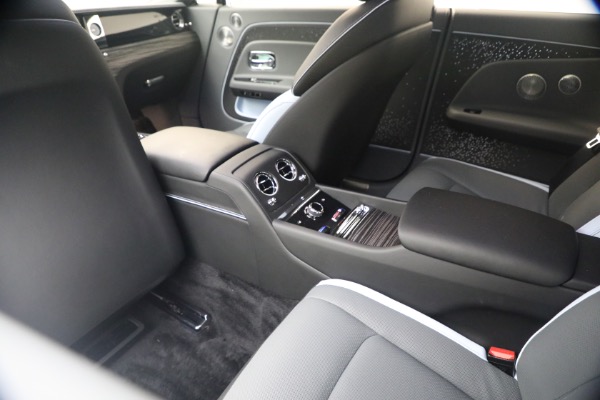 Used 2026 Rolls-Royce Spectre for sale $405,900 at Maserati of Greenwich in Greenwich CT 06830 26