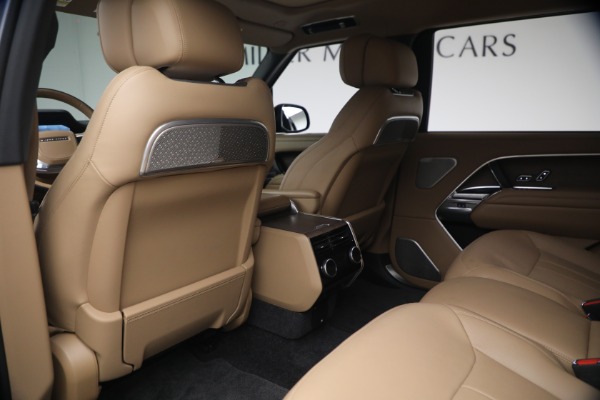 Used 2025 Land Rover Range Rover P530 Autobiography LWB for sale $152,900 at Maserati of Greenwich in Greenwich CT 06830 17
