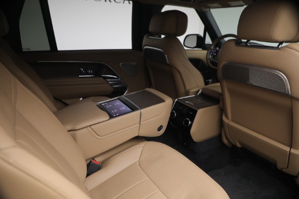 Used 2025 Land Rover Range Rover P530 Autobiography LWB for sale $152,900 at Maserati of Greenwich in Greenwich CT 06830 26