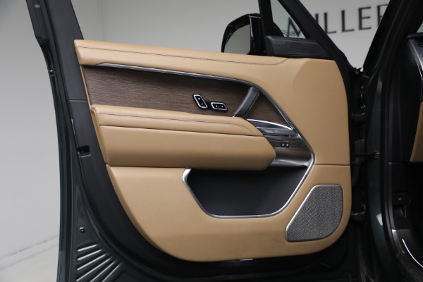 Used 2025 Land Rover Range Rover P530 Autobiography LWB for sale $152,900 at Maserati of Greenwich in Greenwich CT 06830 28