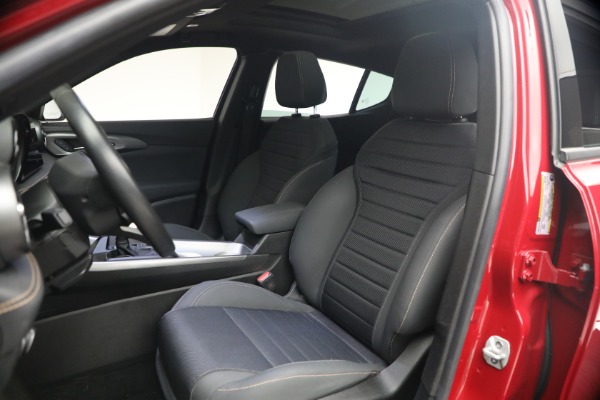 Used 2024 Alfa Romeo Tonale Hybrid Ti for sale $29,900 at Maserati of Greenwich in Greenwich CT 06830 16