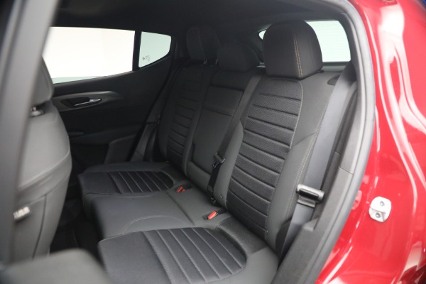 Used 2024 Alfa Romeo Tonale Hybrid Ti for sale $29,900 at Maserati of Greenwich in Greenwich CT 06830 19