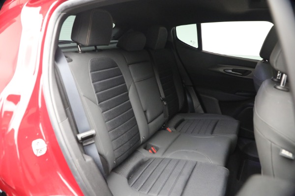 Used 2024 Alfa Romeo Tonale Hybrid Ti for sale $29,900 at Maserati of Greenwich in Greenwich CT 06830 21